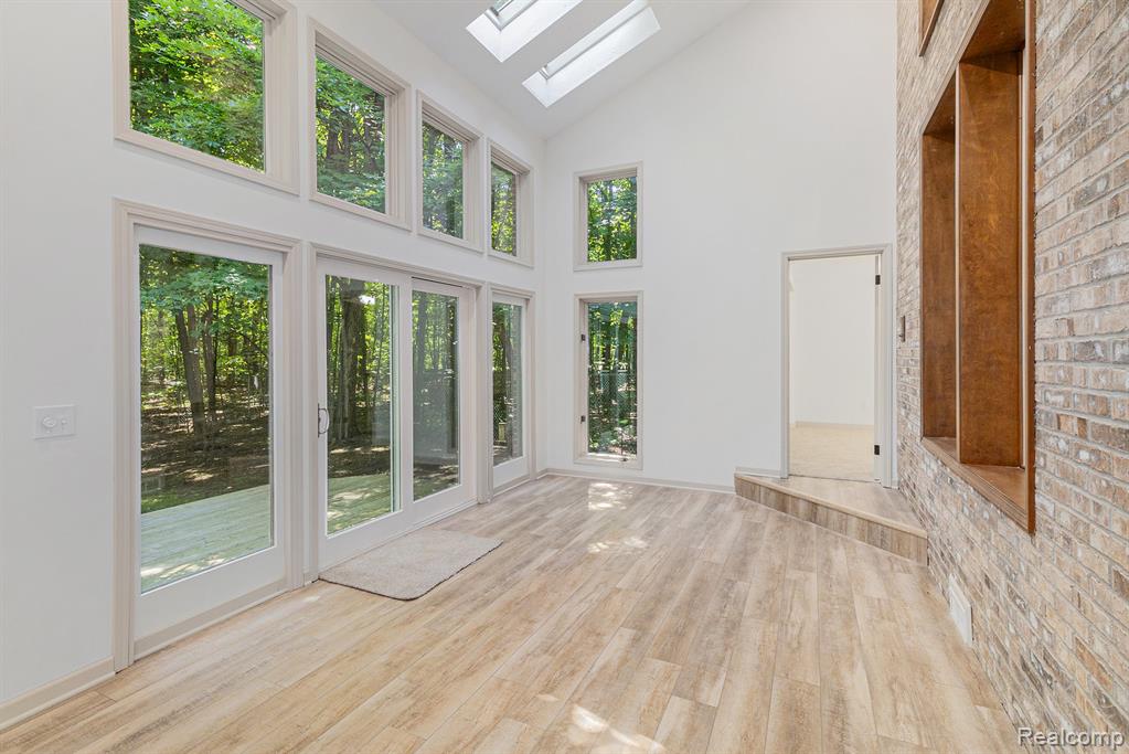 1207 Sugarbush Drive, Lapeer, MI 48446 — Photo 14