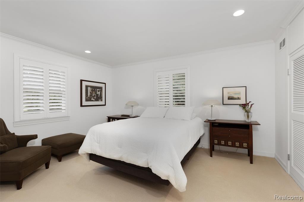 6183 Lantern Lane, Bloomfield Hills, MI 48301 — Photo 23