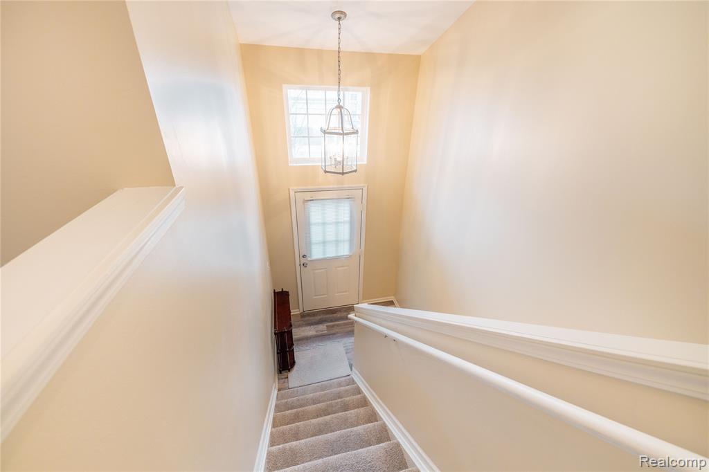 26616 Kirkway Circle, Woodhaven, MI 48183 — Photo 4