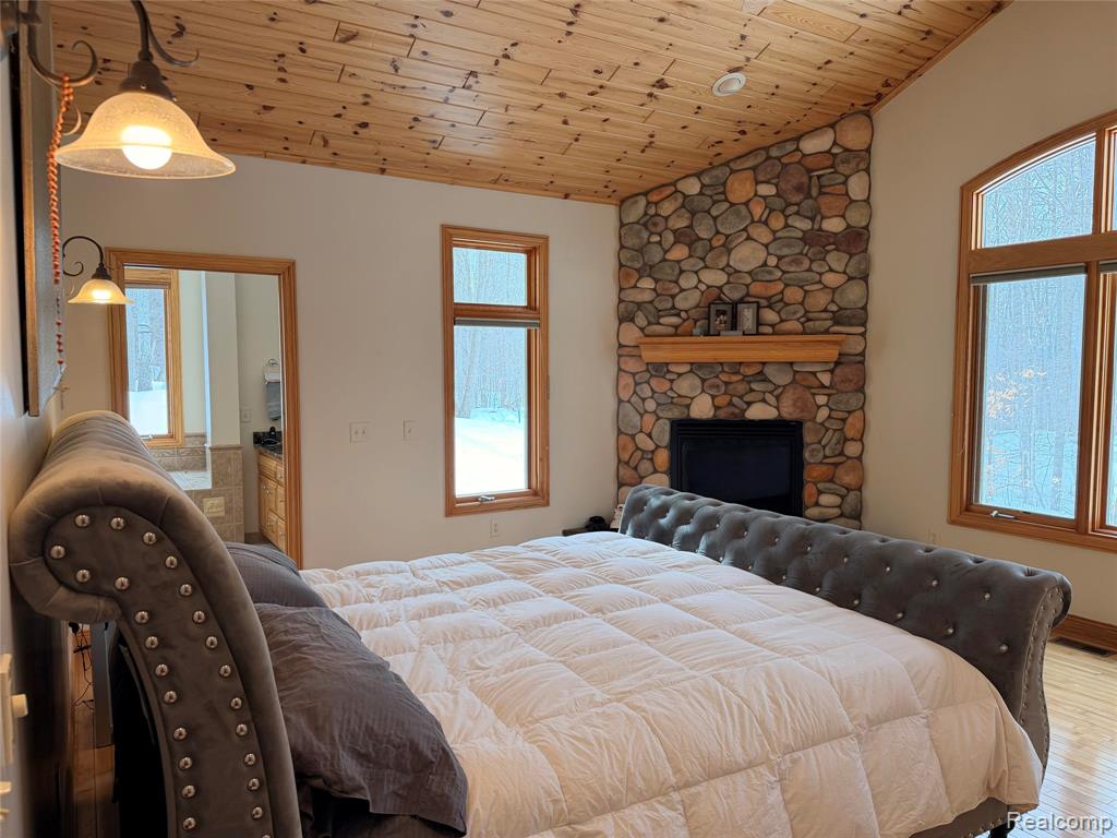 6788 E Hoxie Road, Cedar, MI 49621 — Photo 28