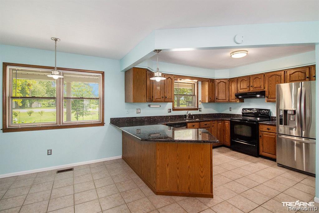 7469 N ELMS Road, Flushing, MI 48433 — Photo 5