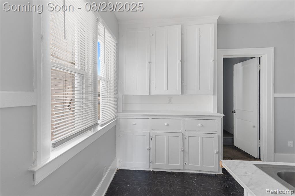 6073/6075 Whitewood Street, Detroit, MI 48210 — Photo 14