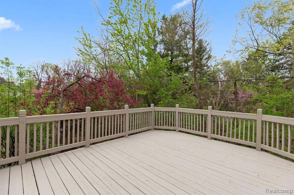 1667 GOLDEN Lane, Ypsilanti, MI 48198 — Photo 30