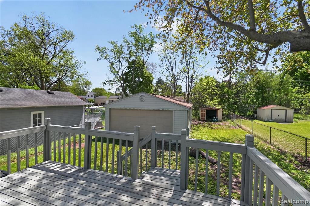 677 Lucille Drive, Wolverine Lake, MI 48390 — Photo 35