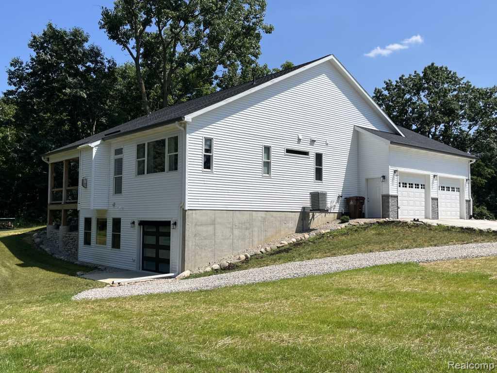 3384 W Howell Road, Mason, MI 48854 — Photo 3