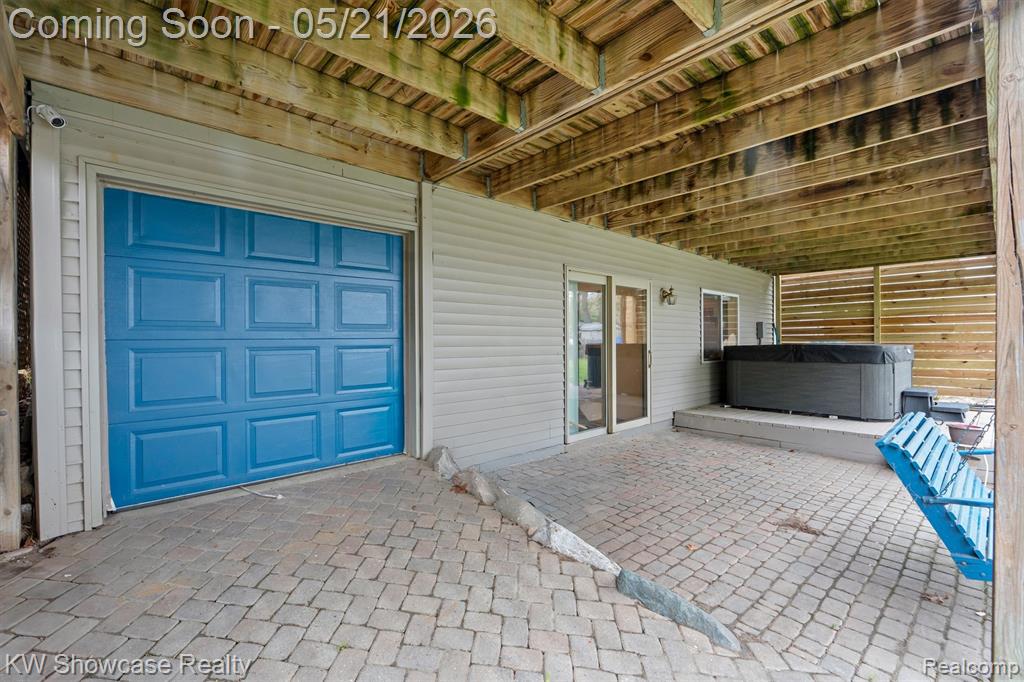 9650 Montgold Avenue, White Lake, MI — Photo 12