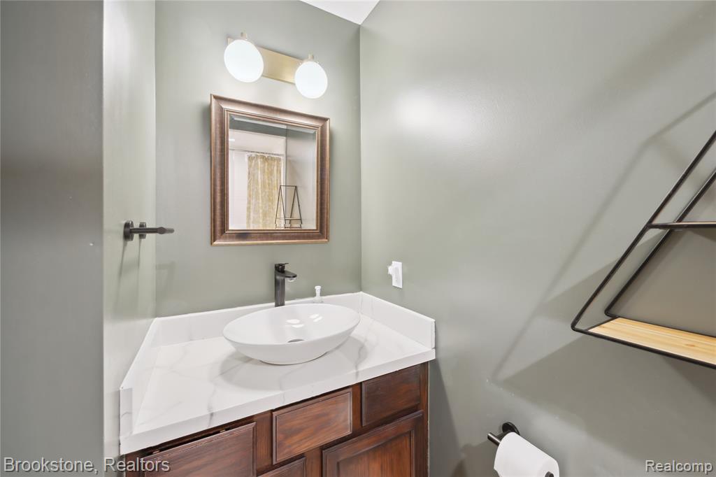 857 Quatro Lane, Addison, MI 48367 — Photo 19
