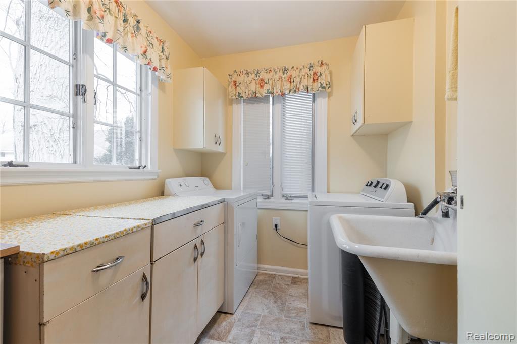 29863 East River Road, Grosse Ile, MI 48138 — Photo 29