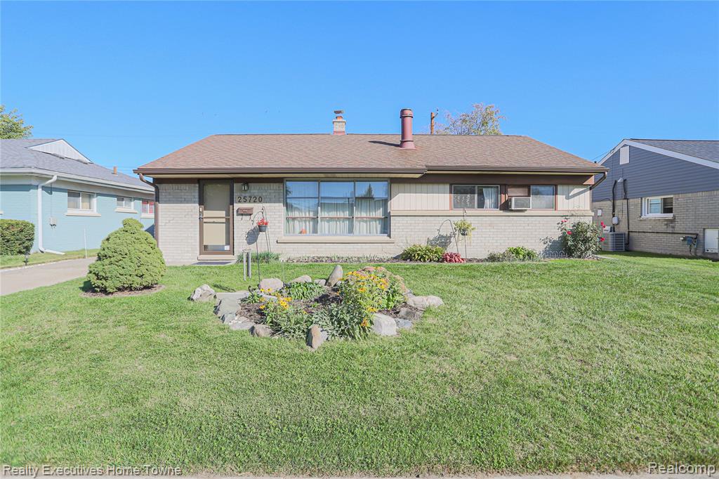 25720 Miracle Drive, Madison Heights, MI 48071