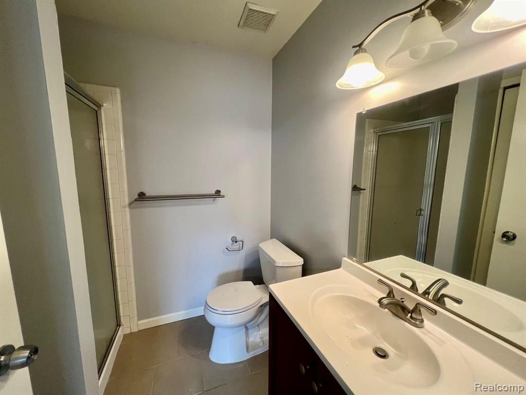 30060 W 12 MILE Road, 94, Farmington Hills, MI 48334 — Photo 19