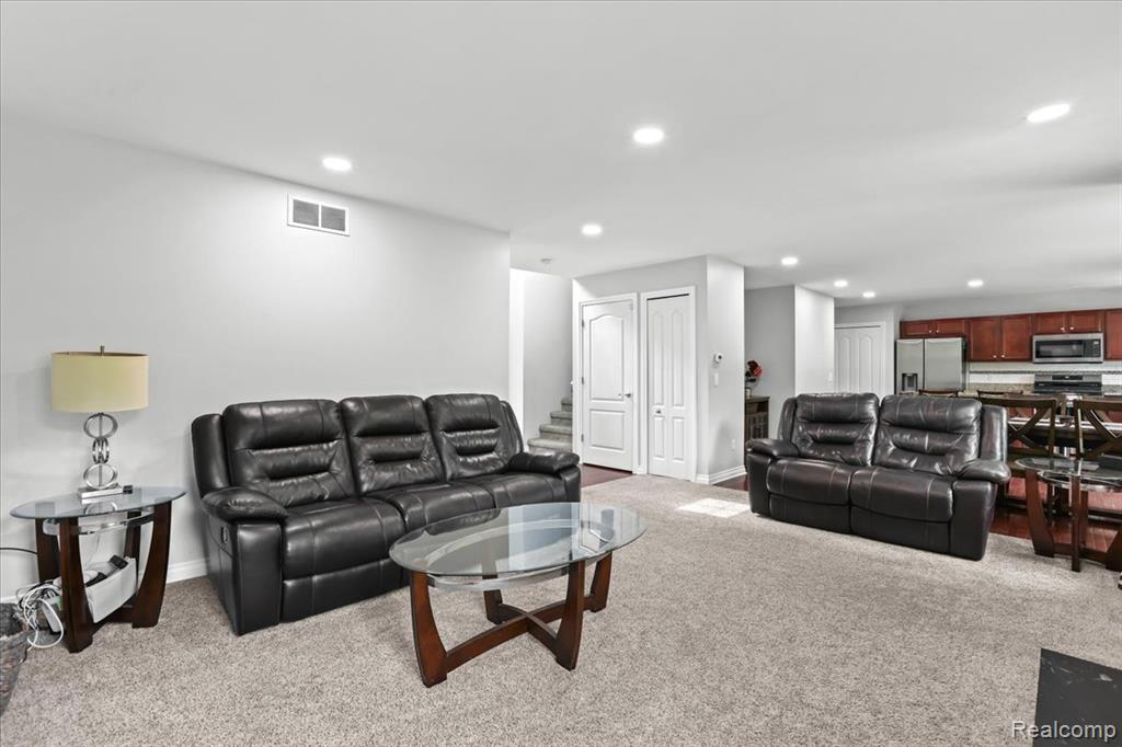 43570 Cherrywood Lane, Canton, MI 48188 — Photo 5