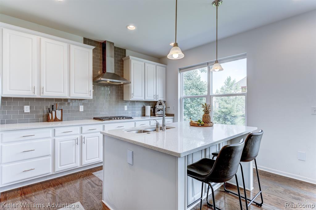 124 Shannon Partin Boulevard, South Lyon, MI 48178 — Photo 19