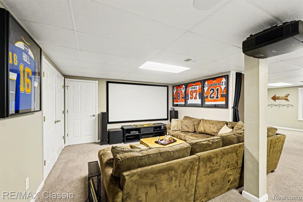 54853 Walnut Drive, New Hudson, MI 48165 — Photo 32