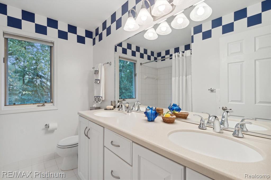 4355 Oak Pointe Drive, Brighton, MI 48116 — Photo 26