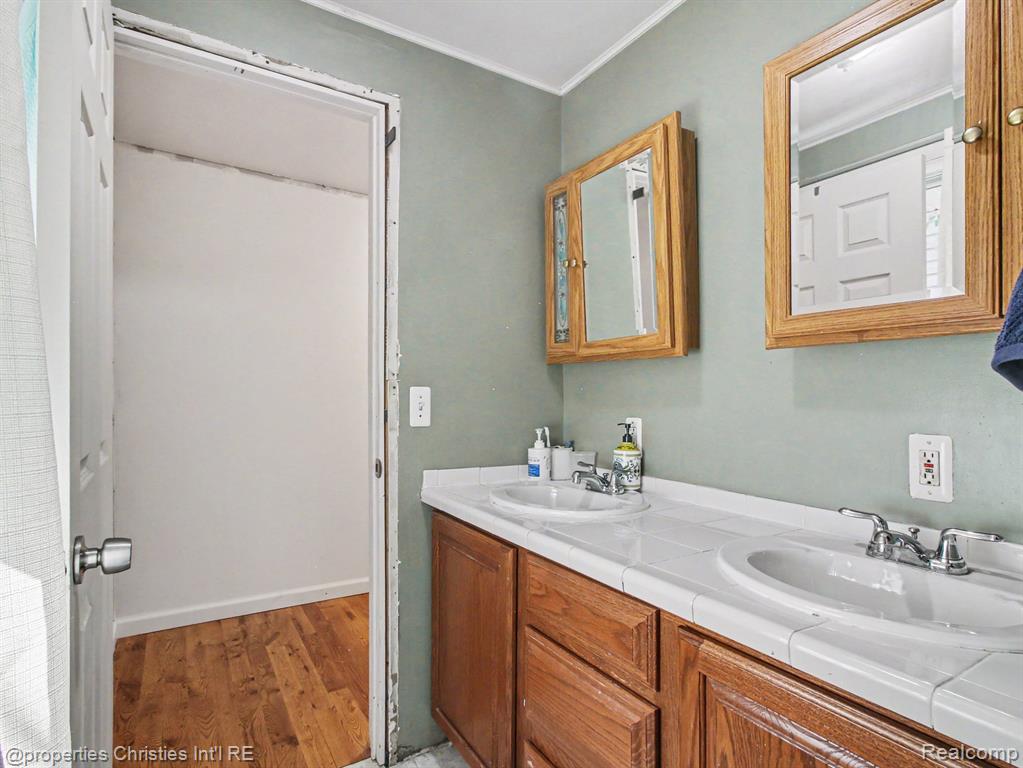 642 Sharon Street, Gaylord, MI 49735 — Photo 18