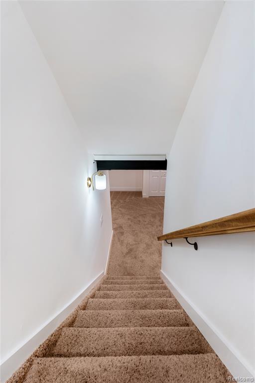 24220 Cloverlawn Street, Oak Park, MI 48237 — Photo 28