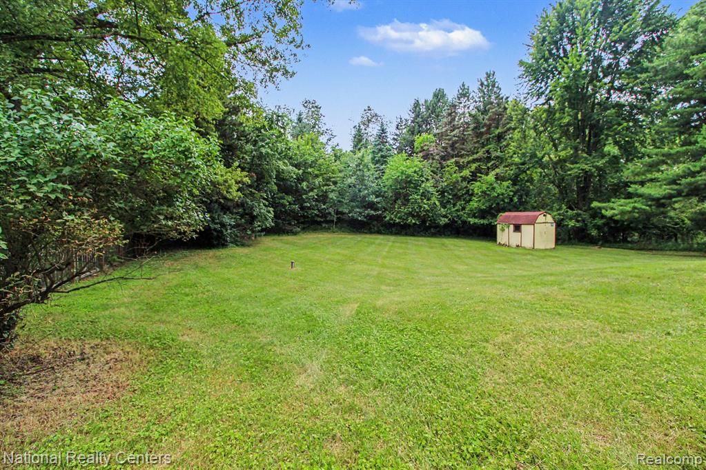 1800 Kingston Drive, Pinckney, MI 48169 — Photo 20