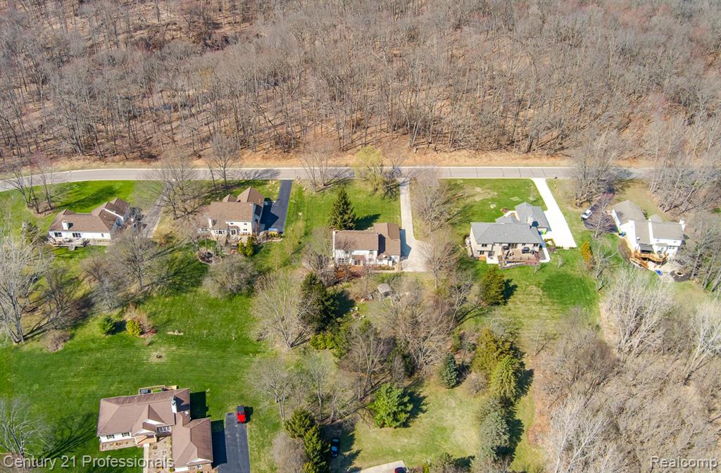 5492 E Alyssa Court, White Lake, MI 48383 — Photo 92