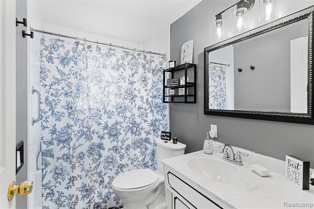 5292 Maple Avenue, Swartz Creek, MI 48473 — Photo 14