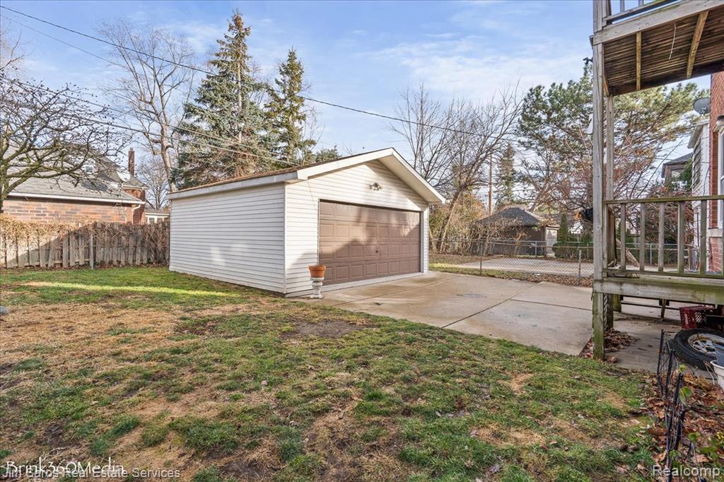 1338 Somerset Avenue, Grosse Pointe, MI 48230 — Photo 36