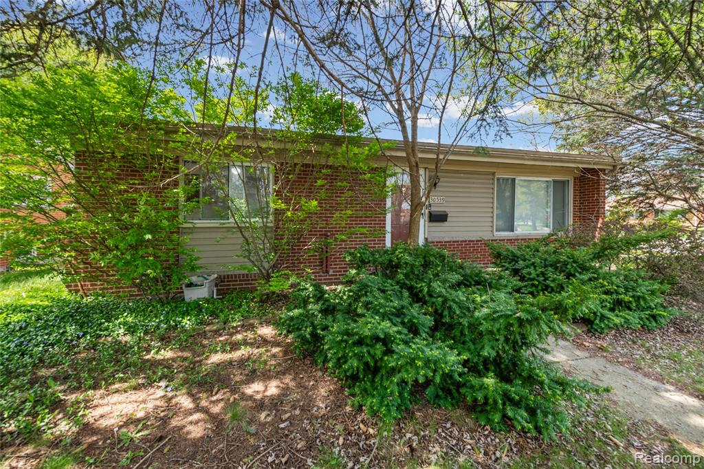 30539 Longfellow Avenue, Madison Heights, MI 48071 — Photo 3