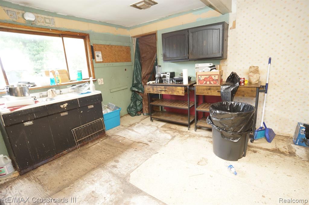 19351 SANDBORN Road, Manchester, MI 48158 — Photo 9