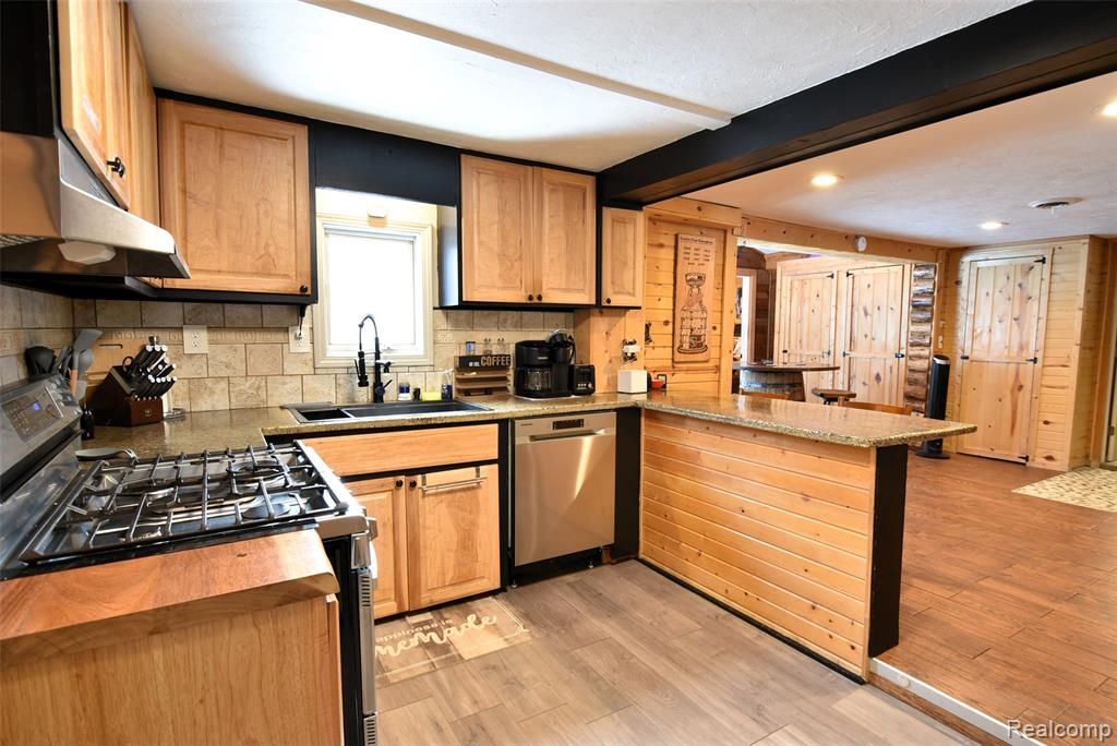 838 E Pere Cheney Road, Roscommon, MI 48653 — Photo 17