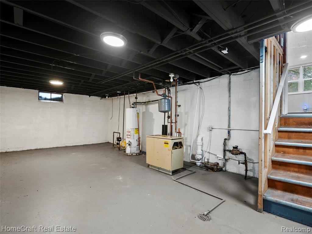28626 SUNSET Boulevard W, Lathrup Village, MI 48076 — Photo 27
