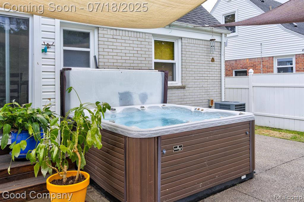 923 E 4th Street, Royal Oak, MI 48067 — Photo 43