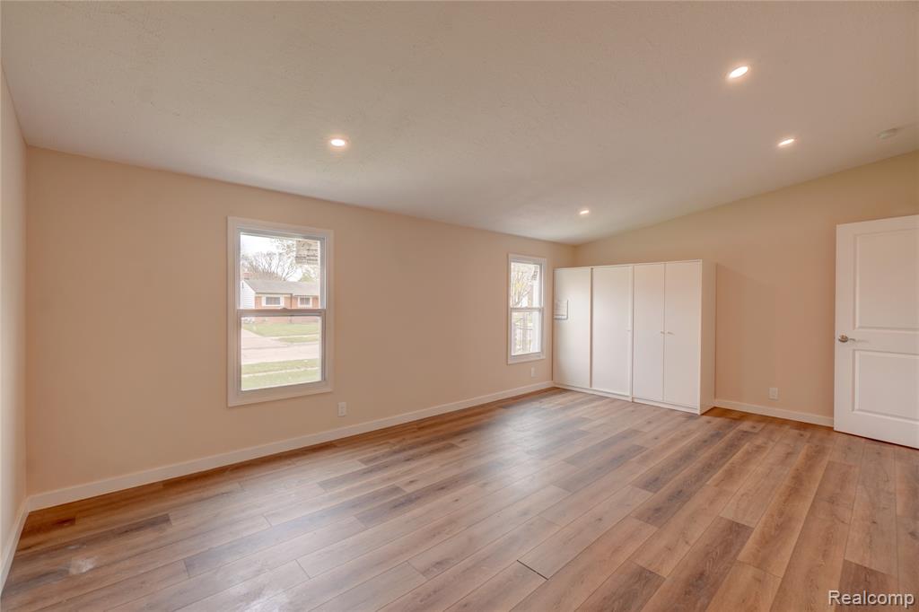5112 Princess Street, Dearborn Heights, MI 48125 — Photo 11