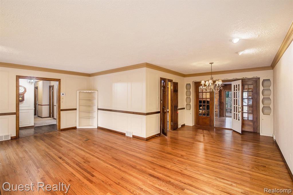 49830 SHELBY Road, Shelby Twp, MI 48317 — Photo 8
