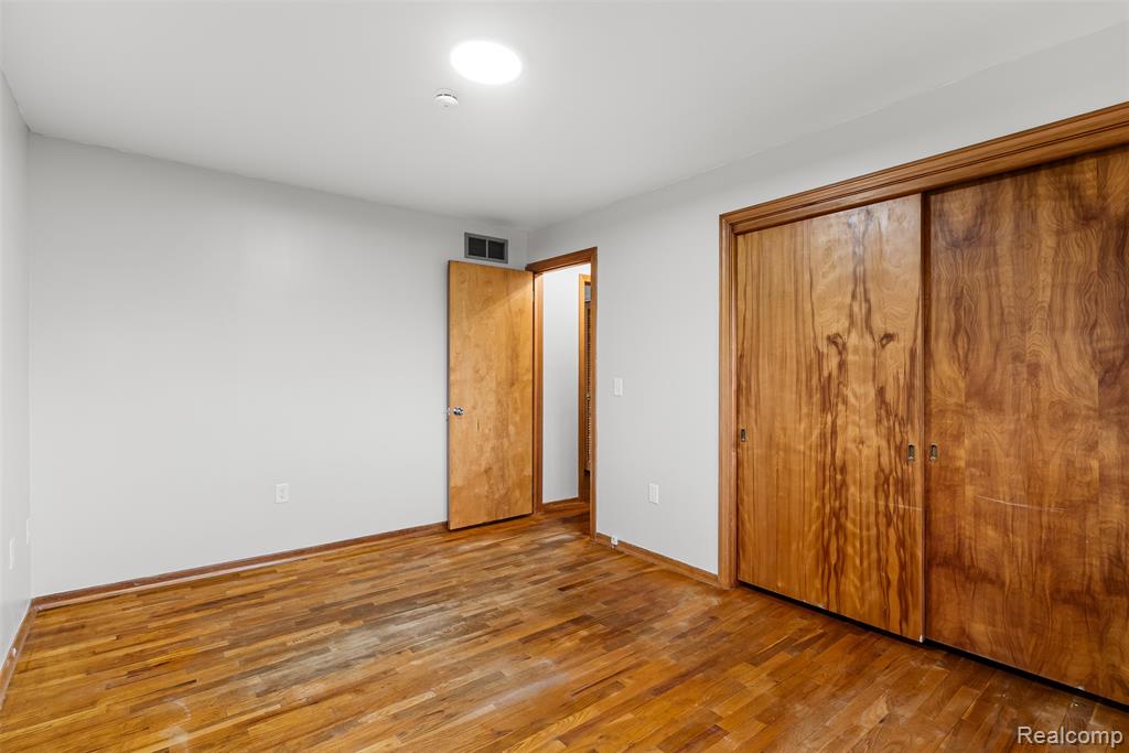 6079 Lennon Road, Swartz Creek, MI 48473 — Photo 14