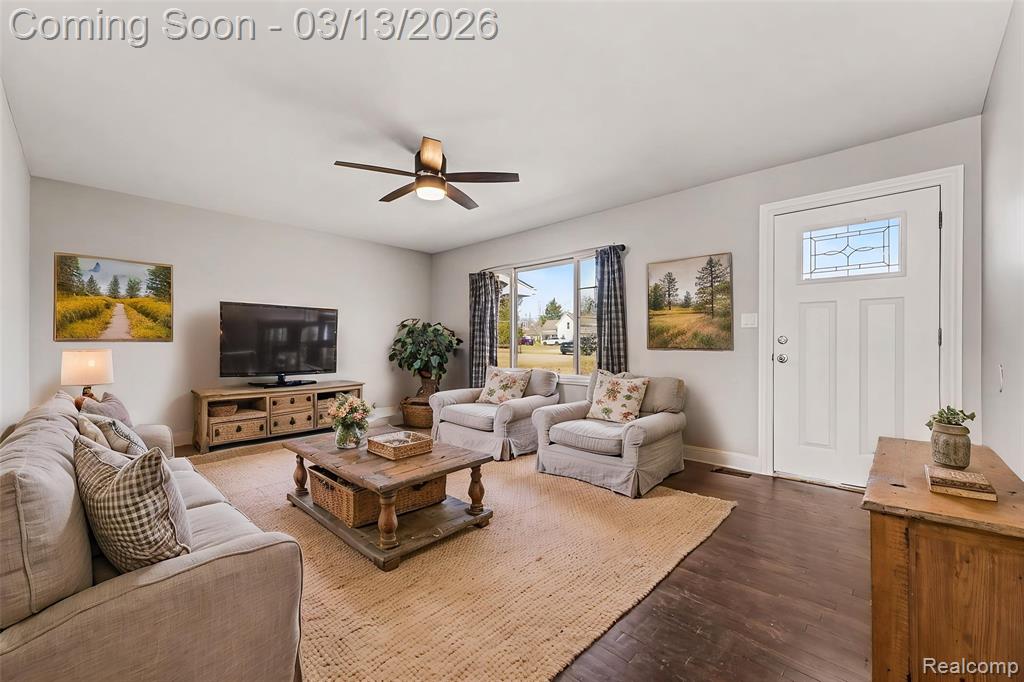 880 Hemingway Road, Lake Orion, MI 48362 — Photo 4