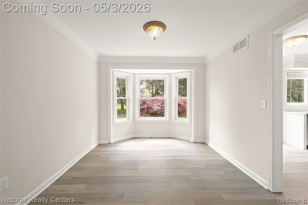 35963 Fair Oaks Court Court, Farmington, MI 48331 — Photo 10