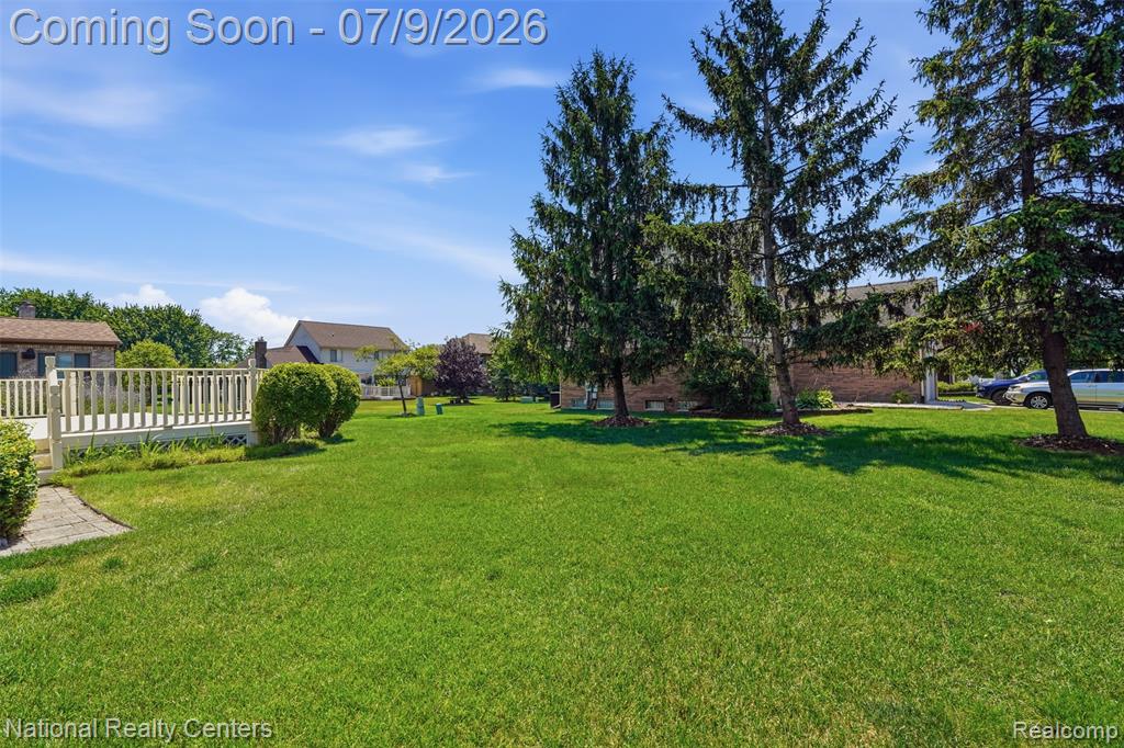 6860 Bridgemont Drive, Canton, MI 48187 — Photo 33