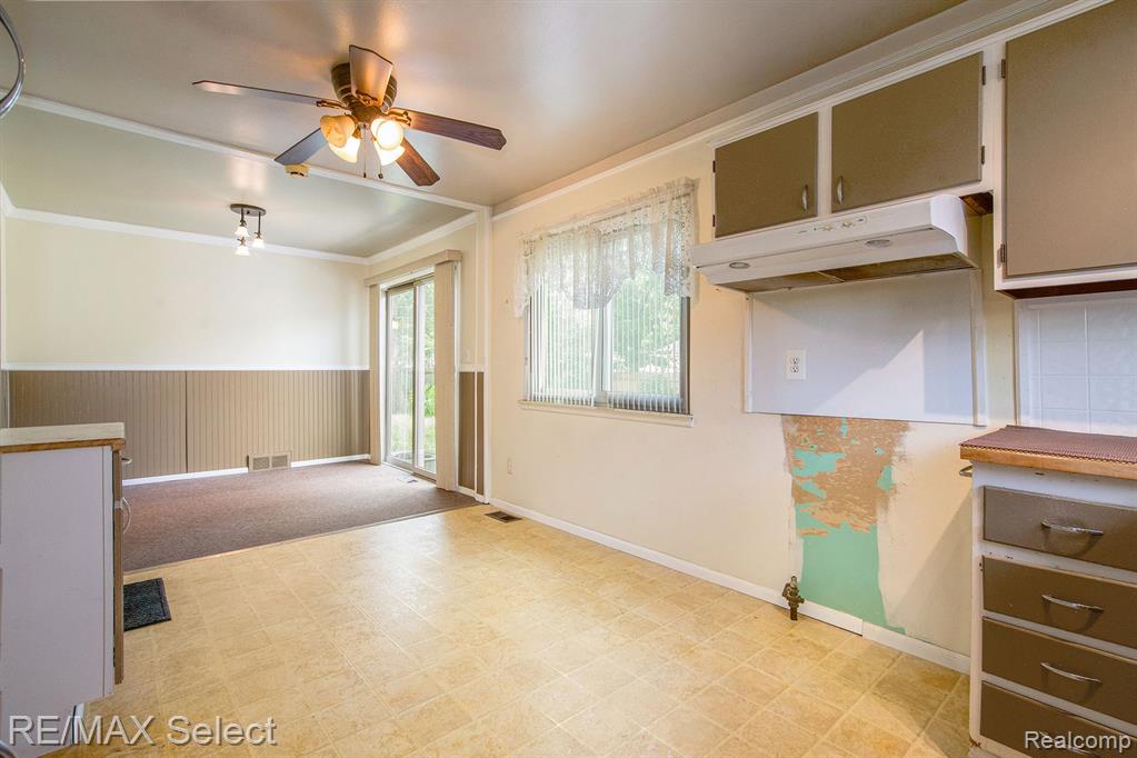 1179 LAUREL Court, Ypsilanti, MI 48198 — Photo 11