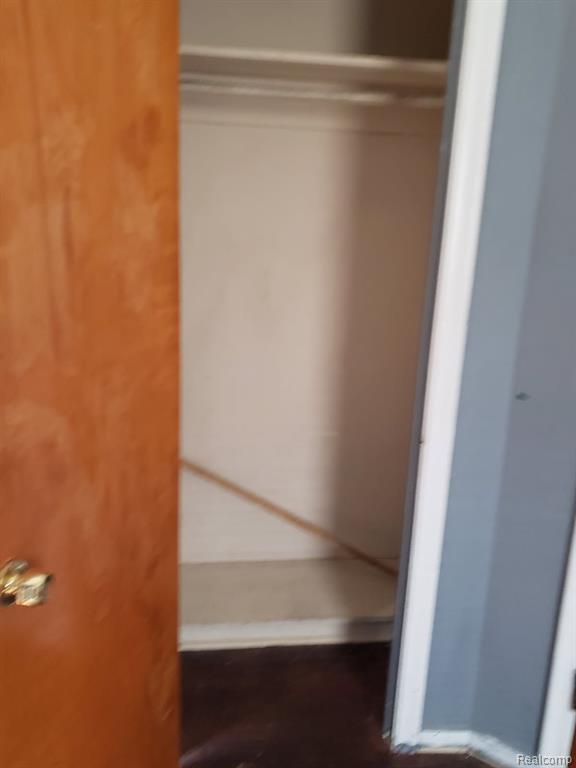 8880 MINOCK Street, Detroit, MI 48228 — Photo 11