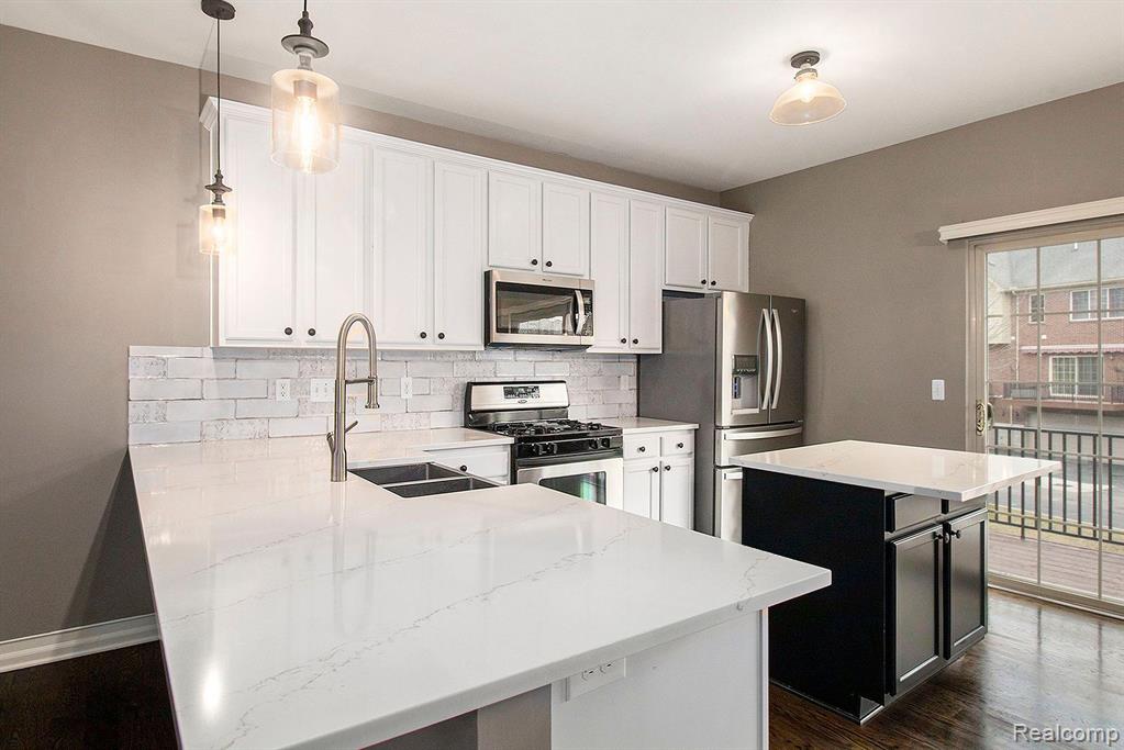53142 CELTIC Drive, Shelby Twp, MI 48315 — Photo 8