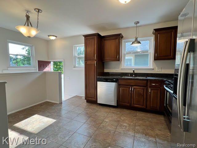 823 E 5TH Street, Royal Oak, MI 48067 — Photo 7