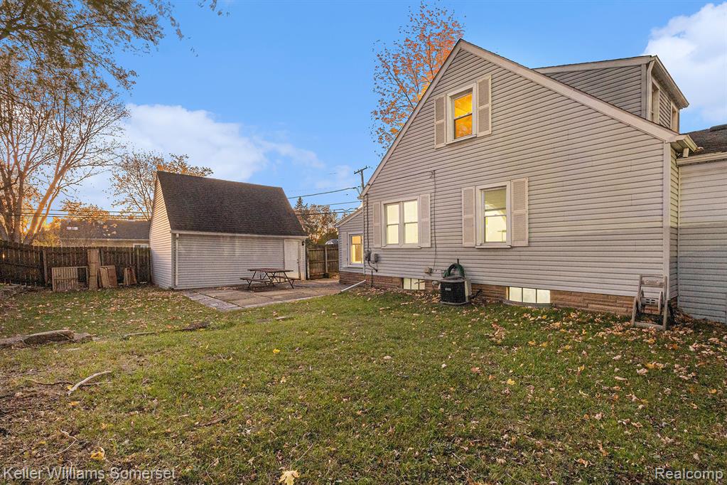 1571 Baldwin Avenue, Pontiac, MI 48340 — Photo 26