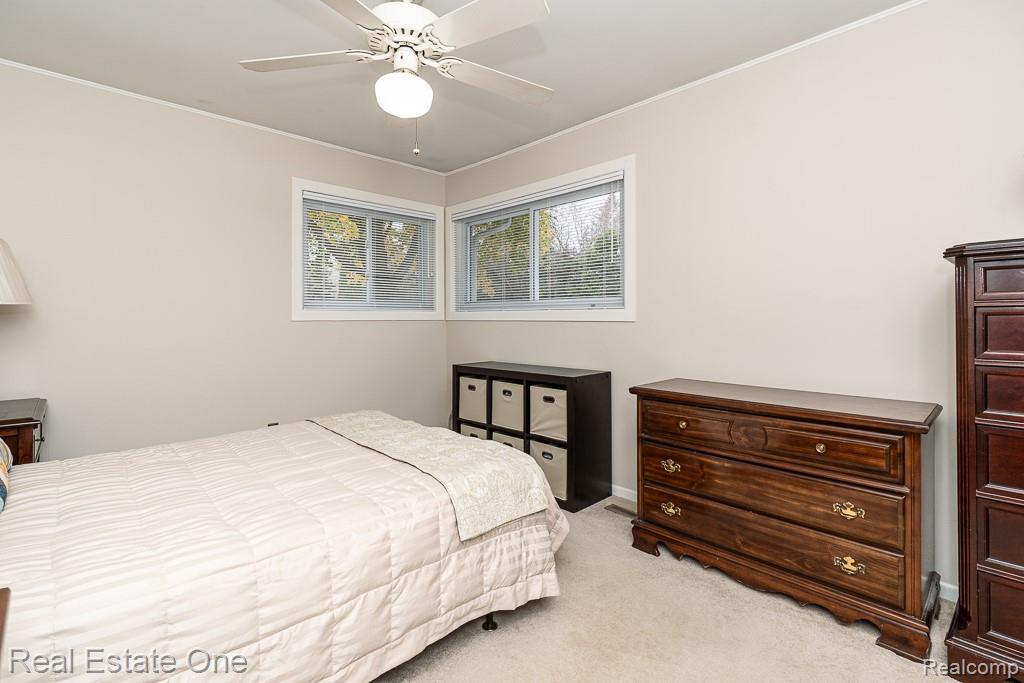 61 Nesbit Lane, Rochester Hills, MI 48309 — Photo 18