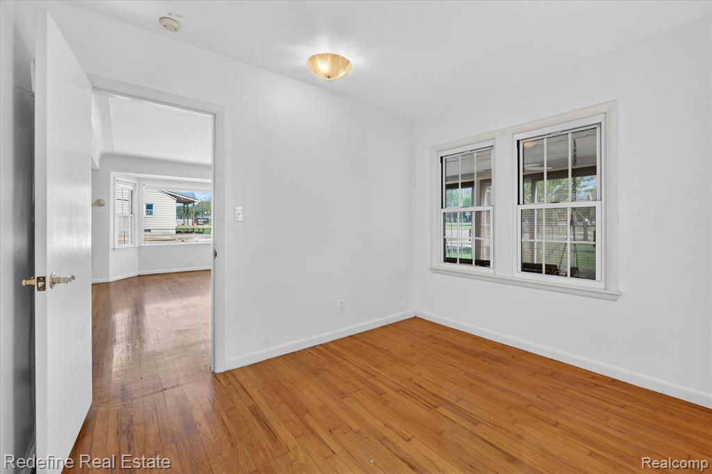 3207 Waukegan Street, Auburn Hills, MI 48326 — Photo 19