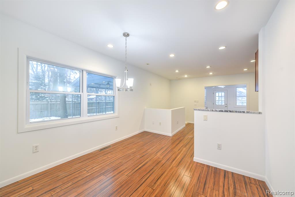 336 BEACHWAY Street, Whitmore Lake, MI 48189 — Photo 47