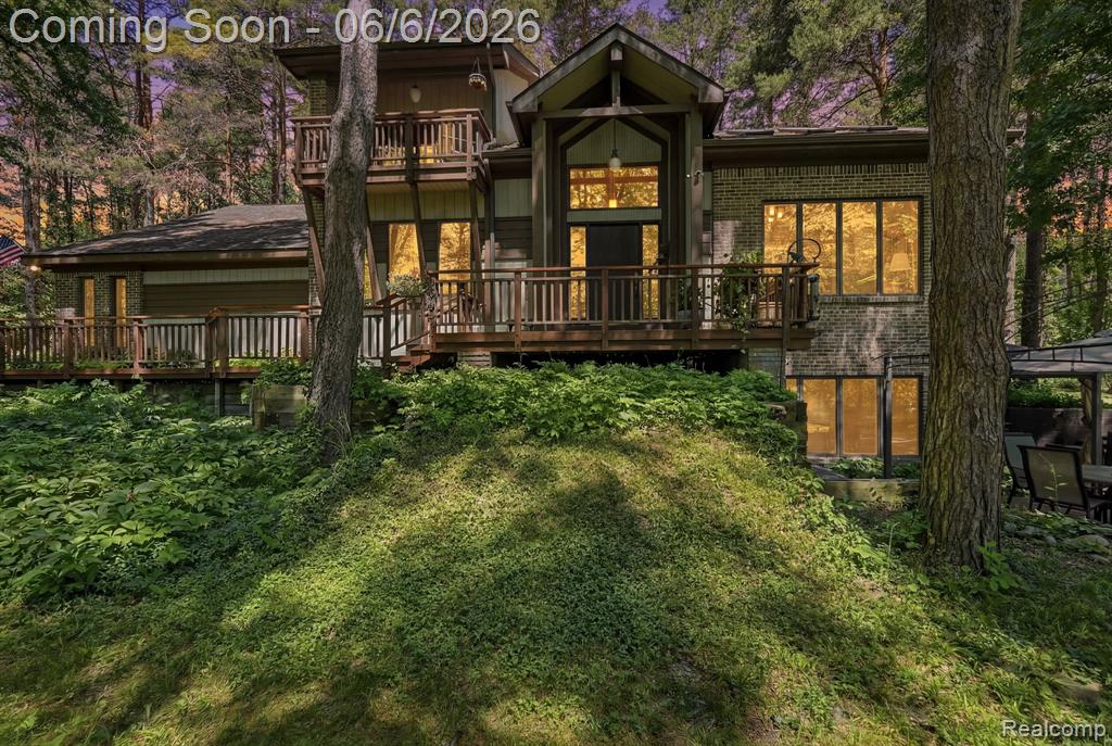 356 Avanti Lane, Highland, MI — Photo 2