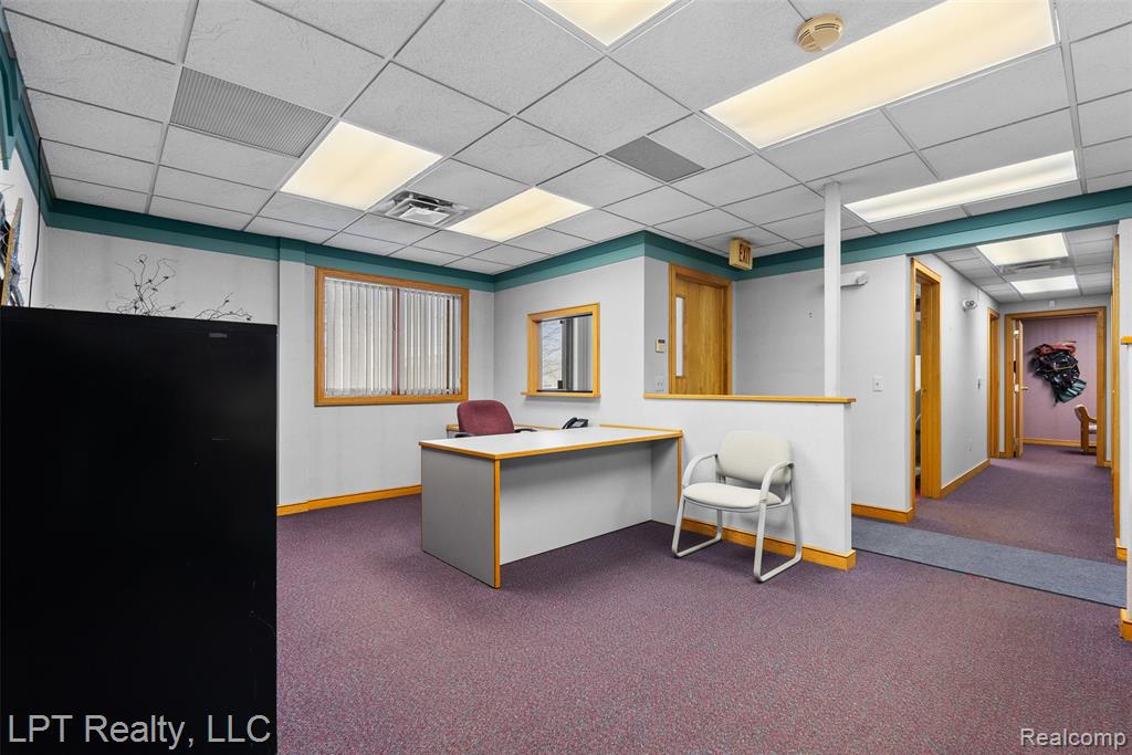 8000 Park Place - Photo 3
