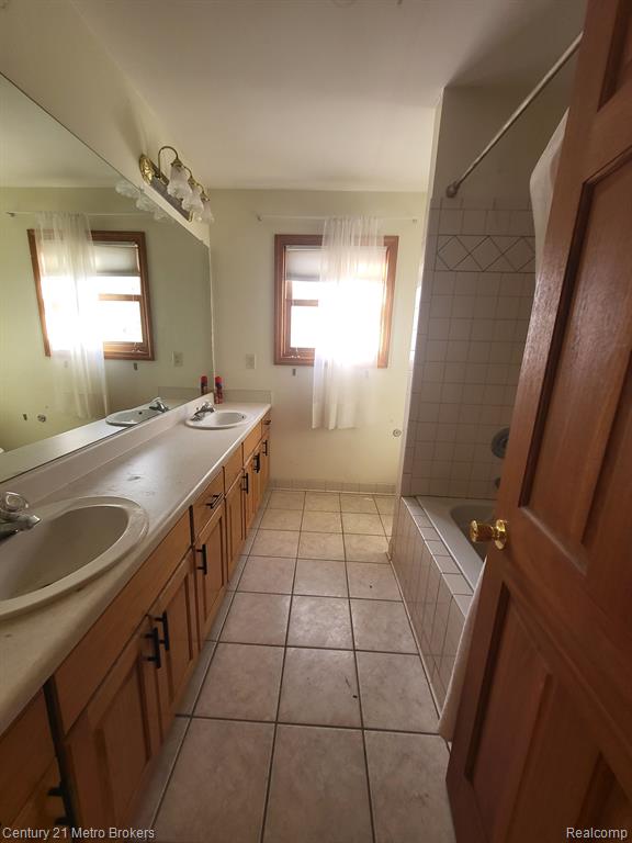 5180 Piersonville Road, Columbiaville, MI 48421 — Photo 13