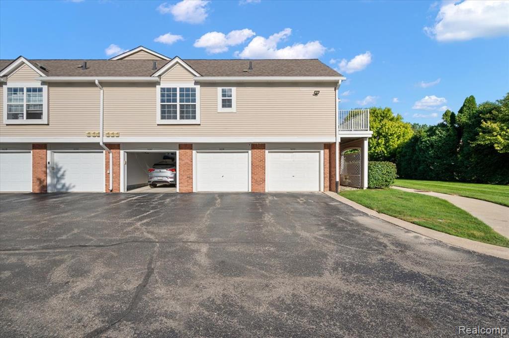 56150 Chesapeake Trail, Shelby Twp, MI 48316 — Photo 36