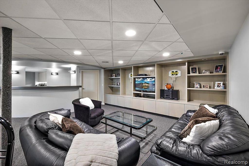 7179 Leyland Court, Bloomfield Hills, MI 48301 — Photo 29