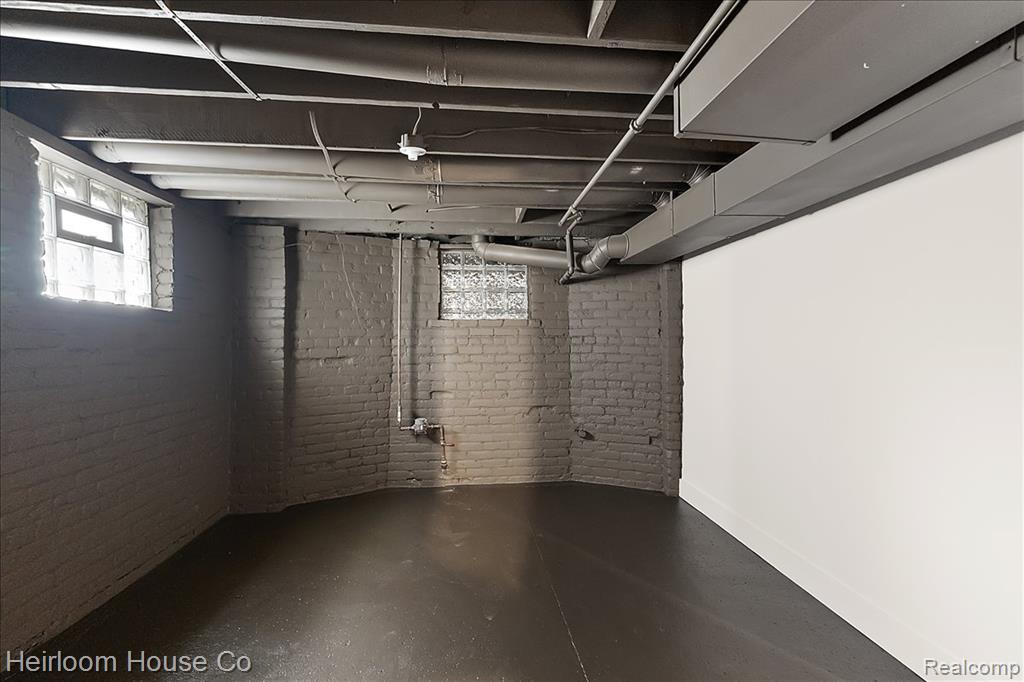 5360 Burns Street, Detroit, MI 48213 — Photo 55