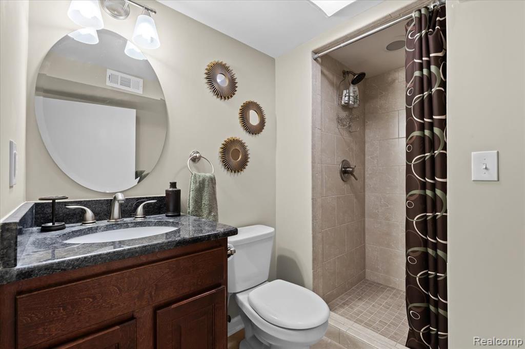 41840 E Ann Arbor Trail, Plymouth, MI 48170 — Photo 34